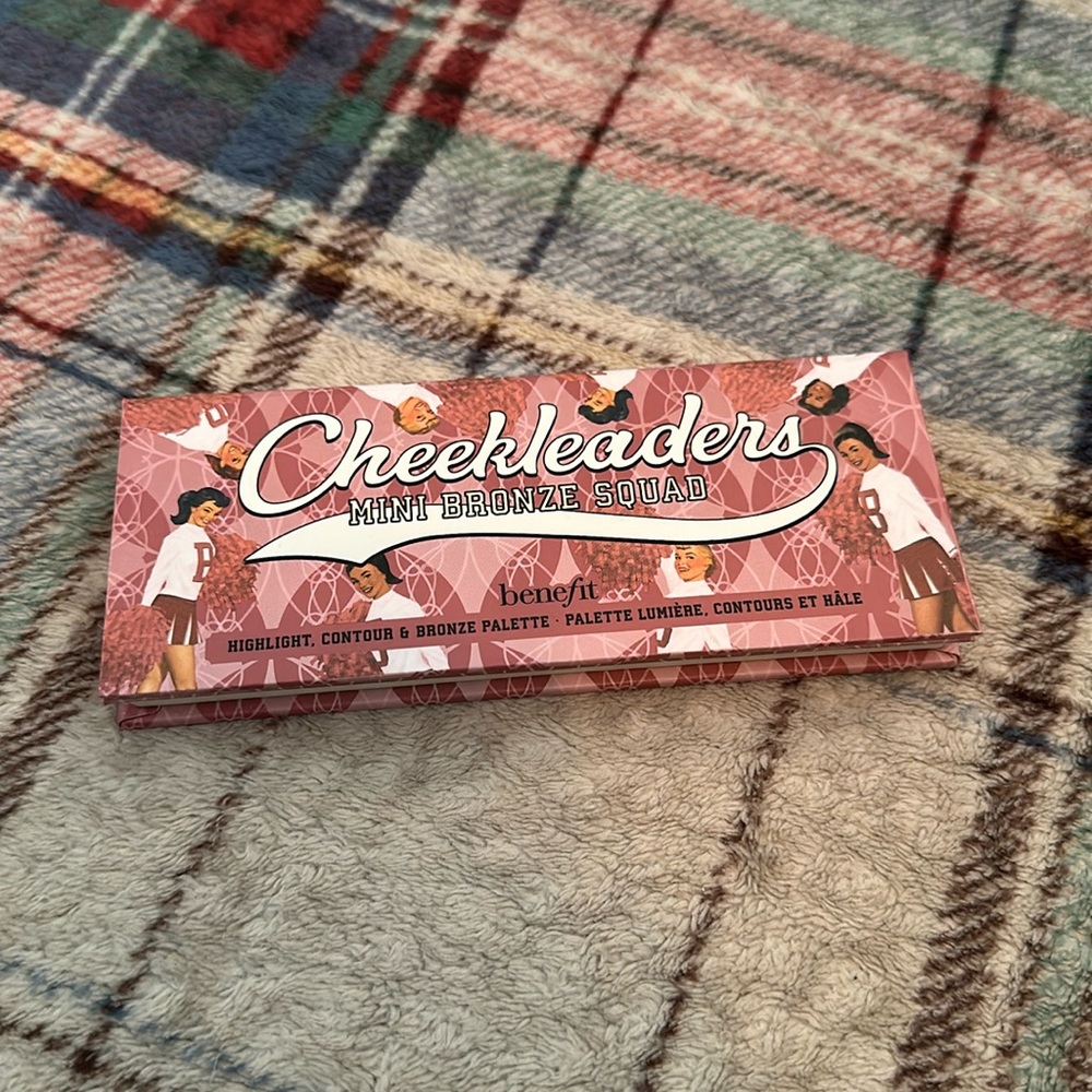 Benefit Cheekleaders - Hoola bronzer, Goldrush blush and Cookie highlight